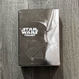 Star Wars Trilogy DVD Box Set - Black & Silver